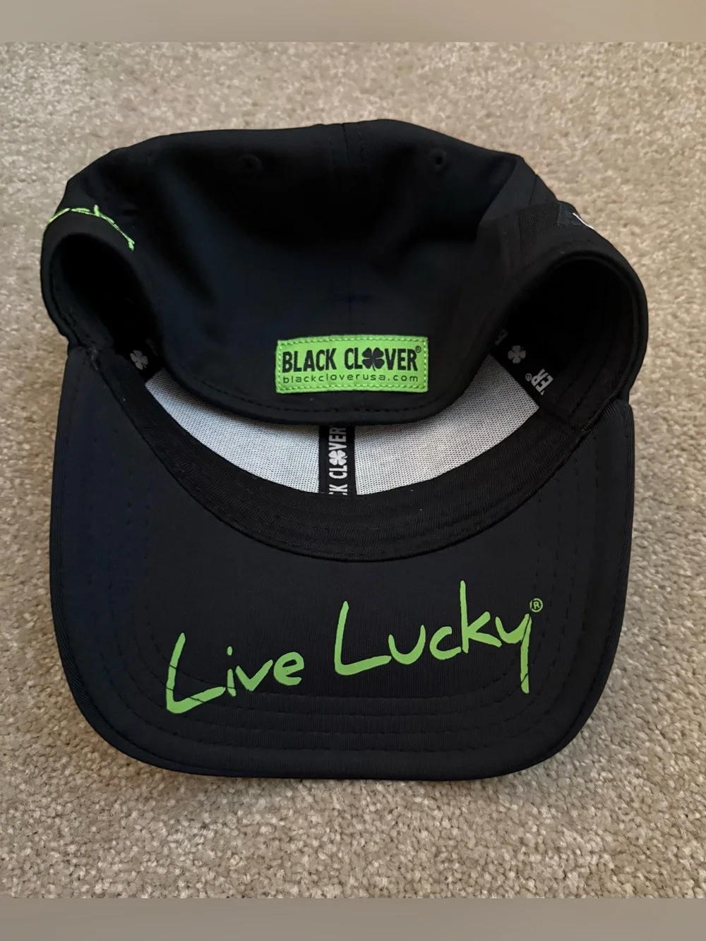 Black Clover Live Lucky Black Cap Hat Never Used S/M Unisex Logo Quality Classic